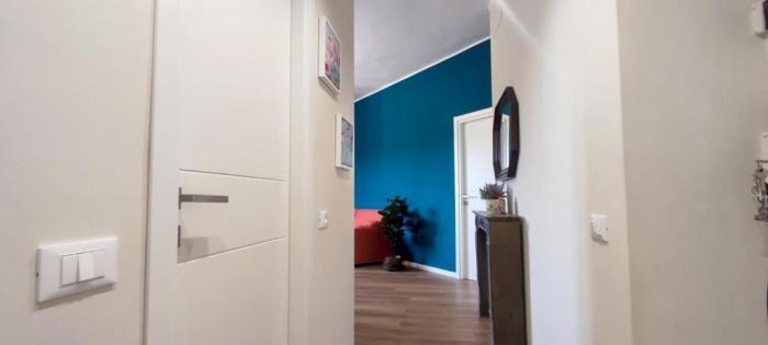 2 Bedroom Gem Near Milano Centrale Fast Wi Fi Kademy House Стая снимка