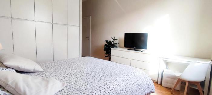2 Bedroom Gem Near Milano Centrale Fast Wi Fi Kademy House Стая снимка