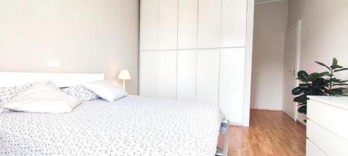 2 Bedroom Gem Near Milano Centrale Fast Wi Fi Kademy House Стая снимка