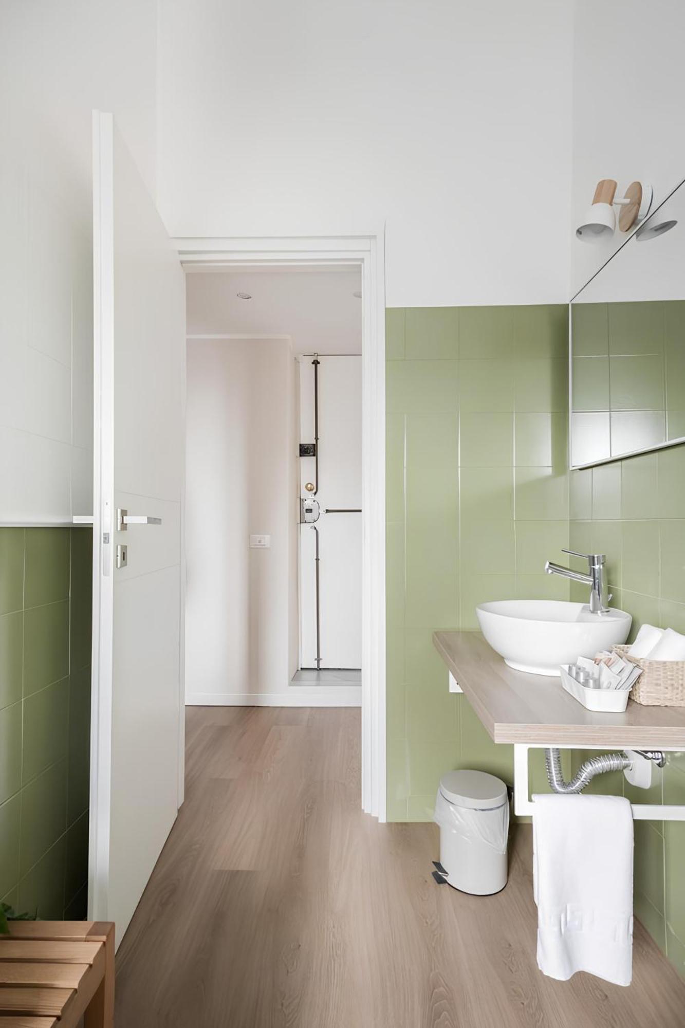 2 Bedroom Gem Near Milano Centrale Fast Wi Fi Kademy House Екстериор снимка